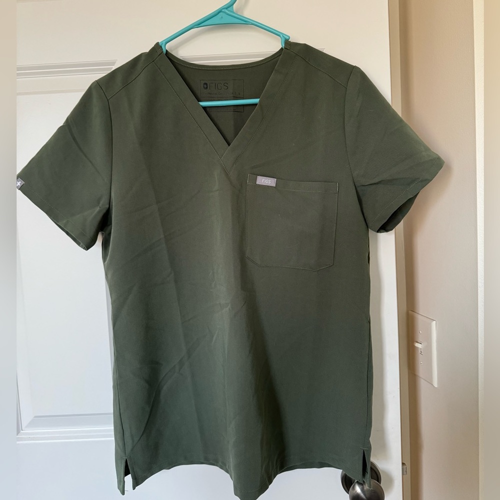 Figs Caterina One-Pocket Scrub top
